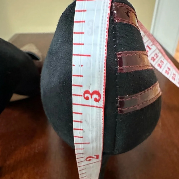 Roberto Capucci  pumps is size 7.5 great condition - Picture 9 of 9